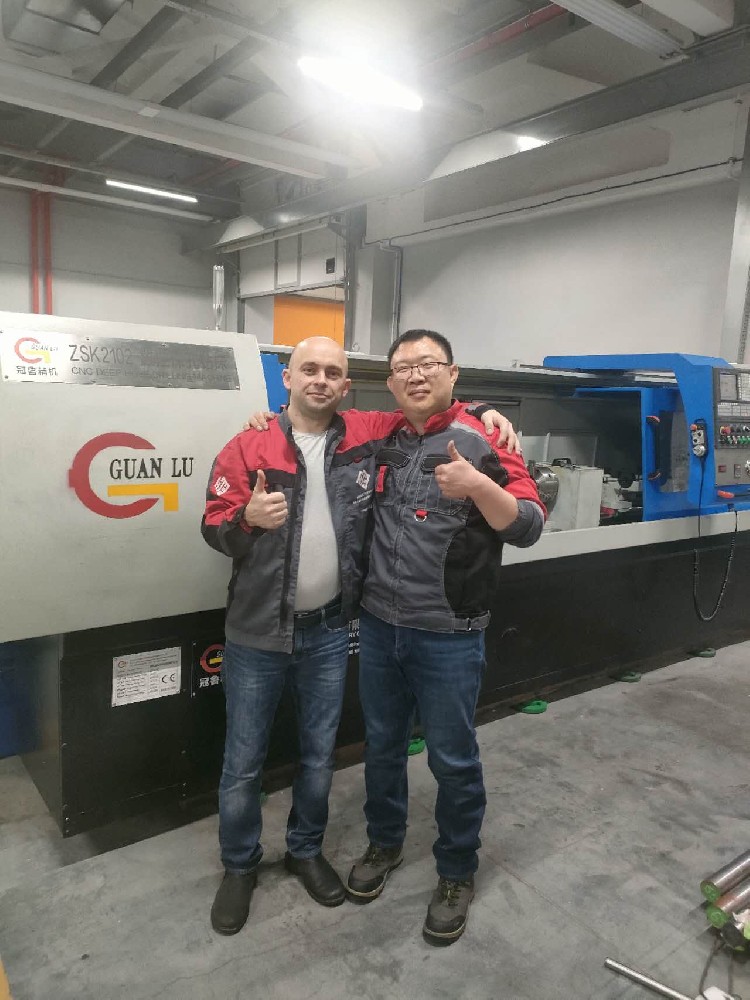 槍鉆機(jī)床歐洲安裝成功
